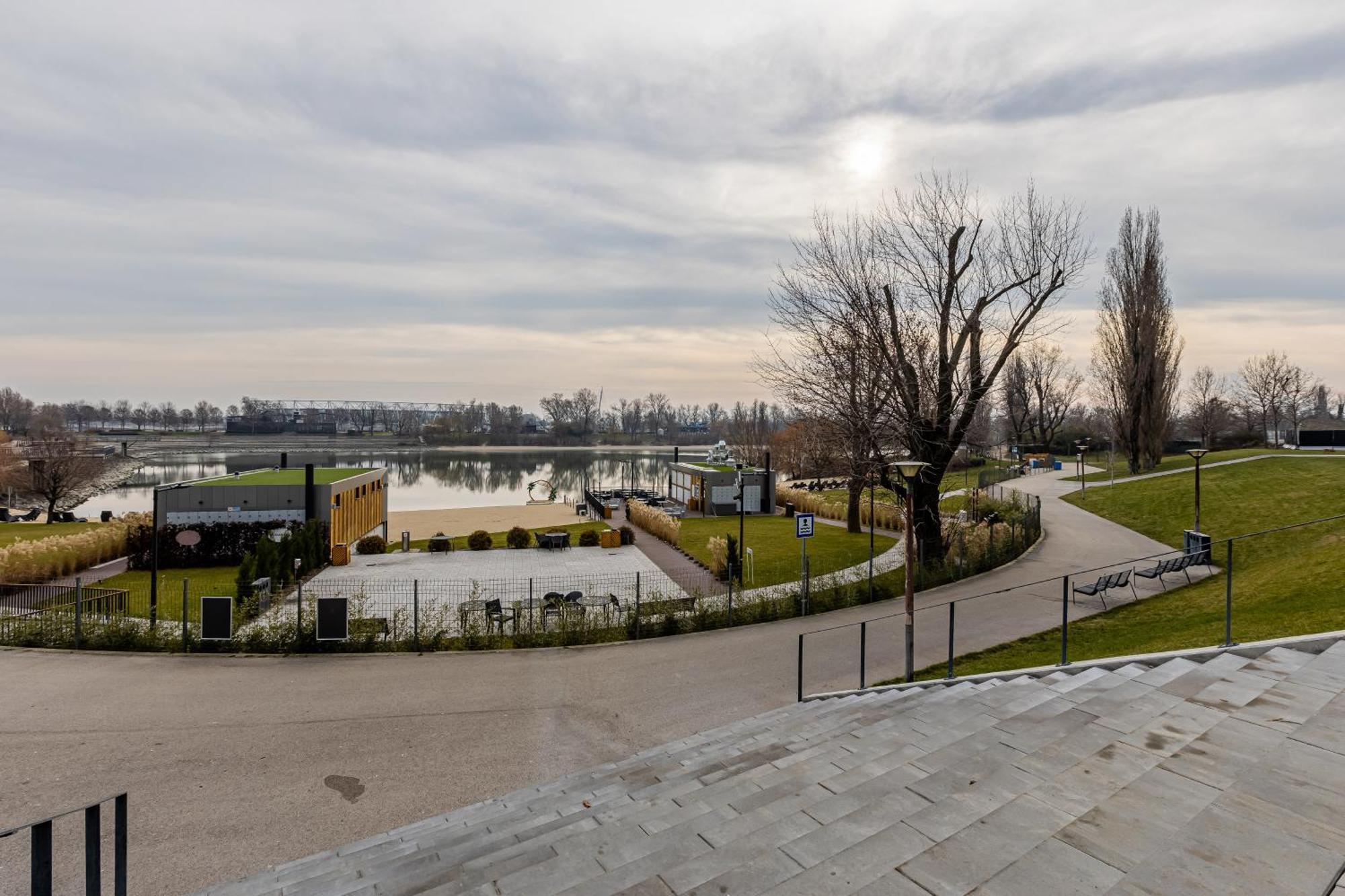 Bay Shore Flat Apartment Budapest Exterior photo